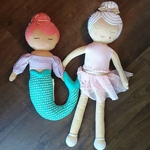 Pillowfort decorative pillows
